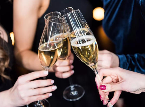 亚洲人午夜射精精品日韩