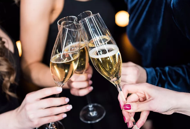 亚洲人午夜射精精品日韩