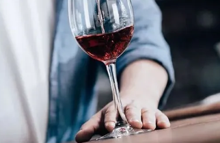 亚洲人午夜射精精品日韩