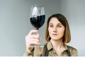 亚洲人午夜射精精品日韩