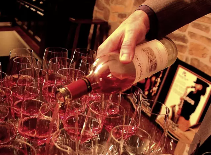 亚洲人午夜射精精品日韩