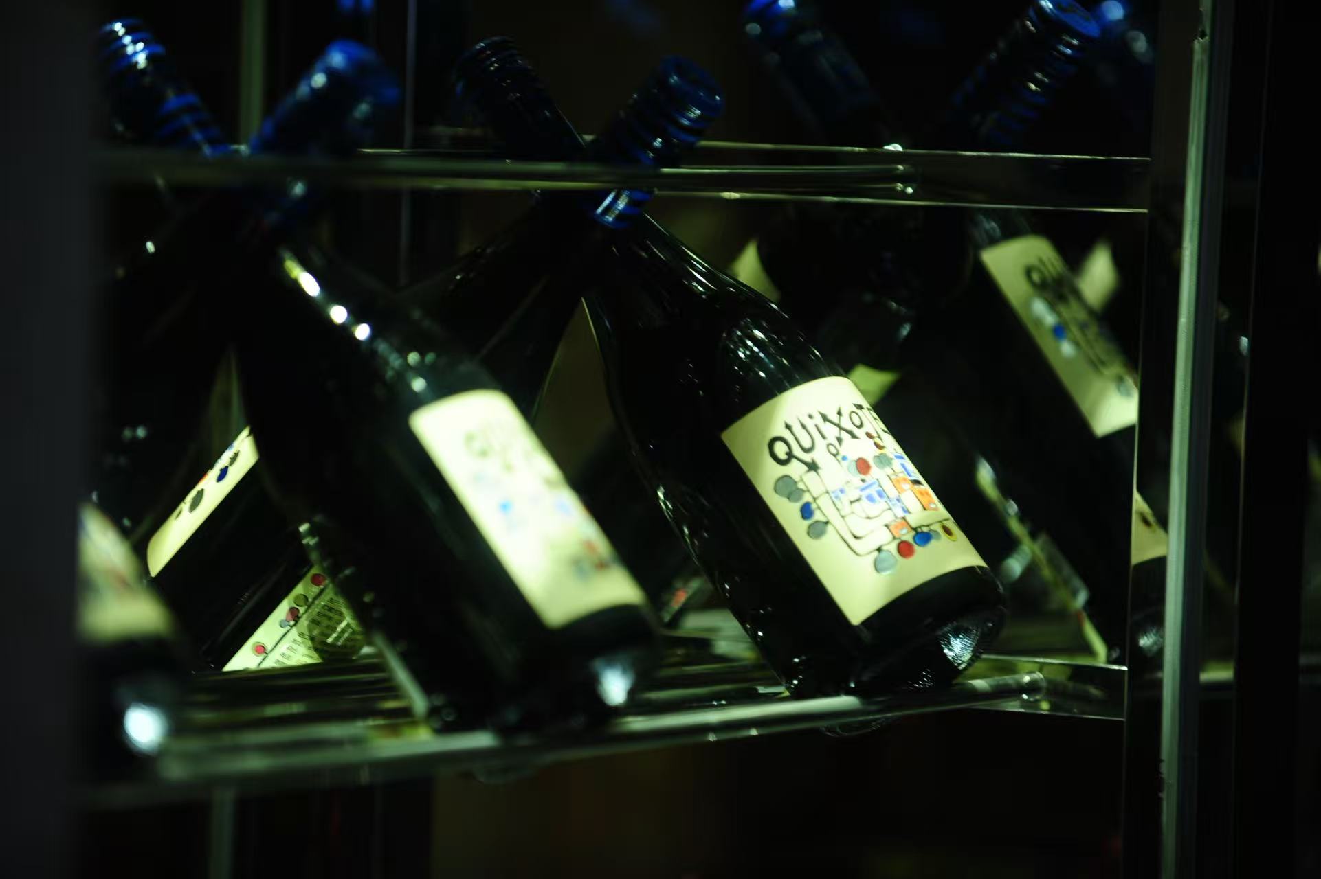 亚洲人午夜射精精品日韩