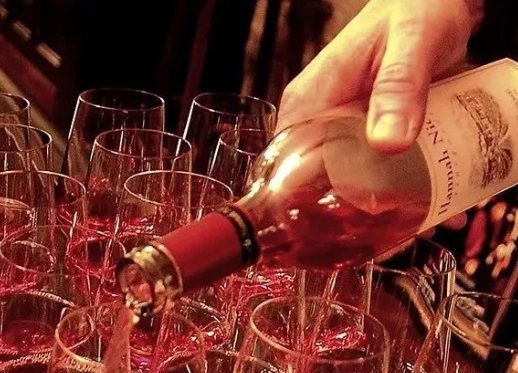 亚洲人午夜射精精品日韩