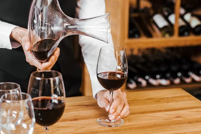 亚洲人午夜射精精品日韩